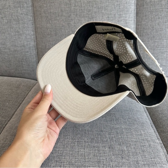 Vuori Water Tech Hat Unisex Adults One Size Wheat Heather Color Adjustable - Picture 3 of 6